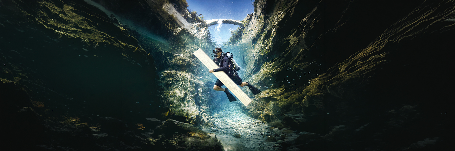 伊格潛水木地板